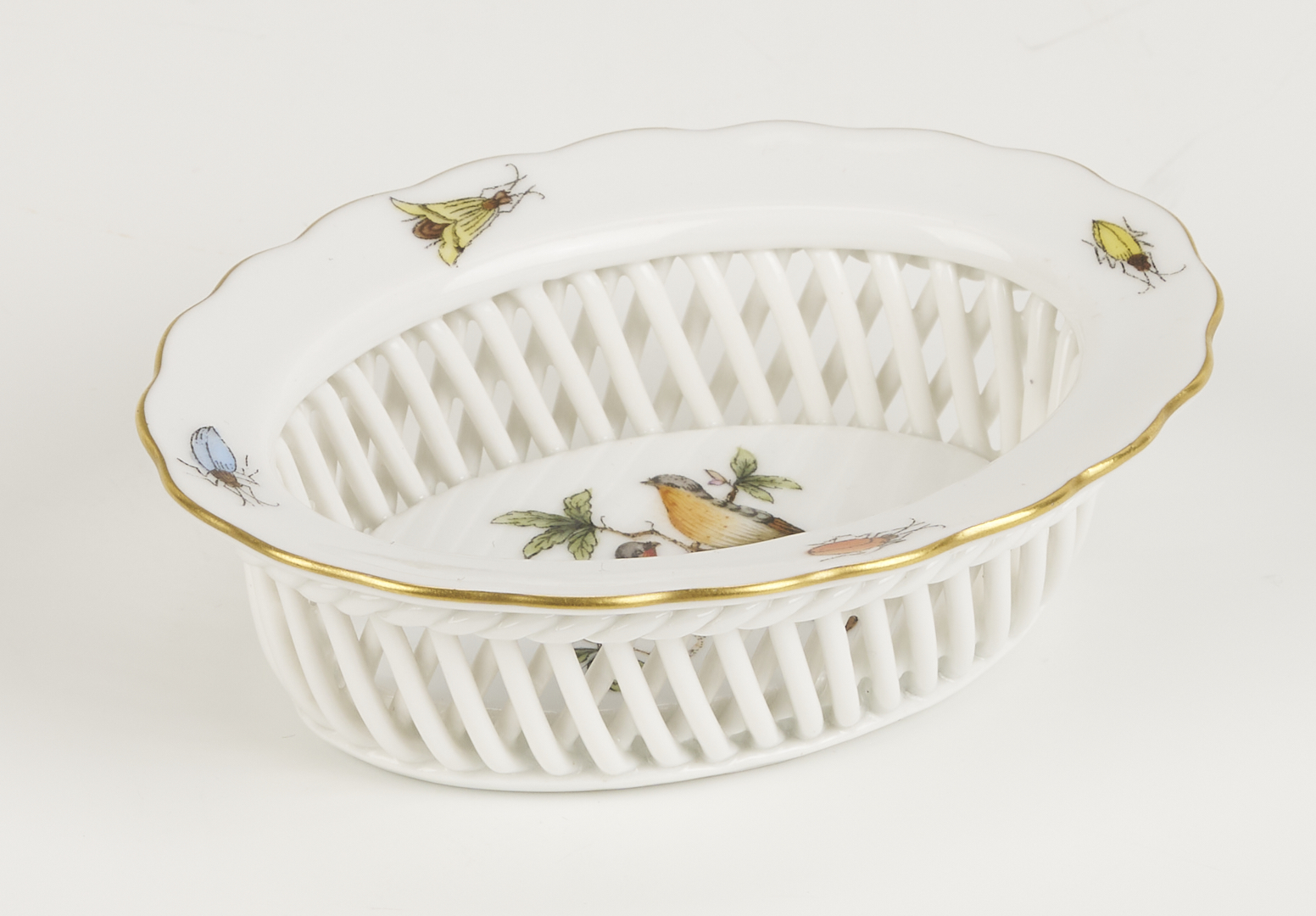 Lot 362: 13 Pcs. Herend Porcelain, 12 Queen Victoria Salad Plates & 1 Rothschild Bird Open Weave Basket,