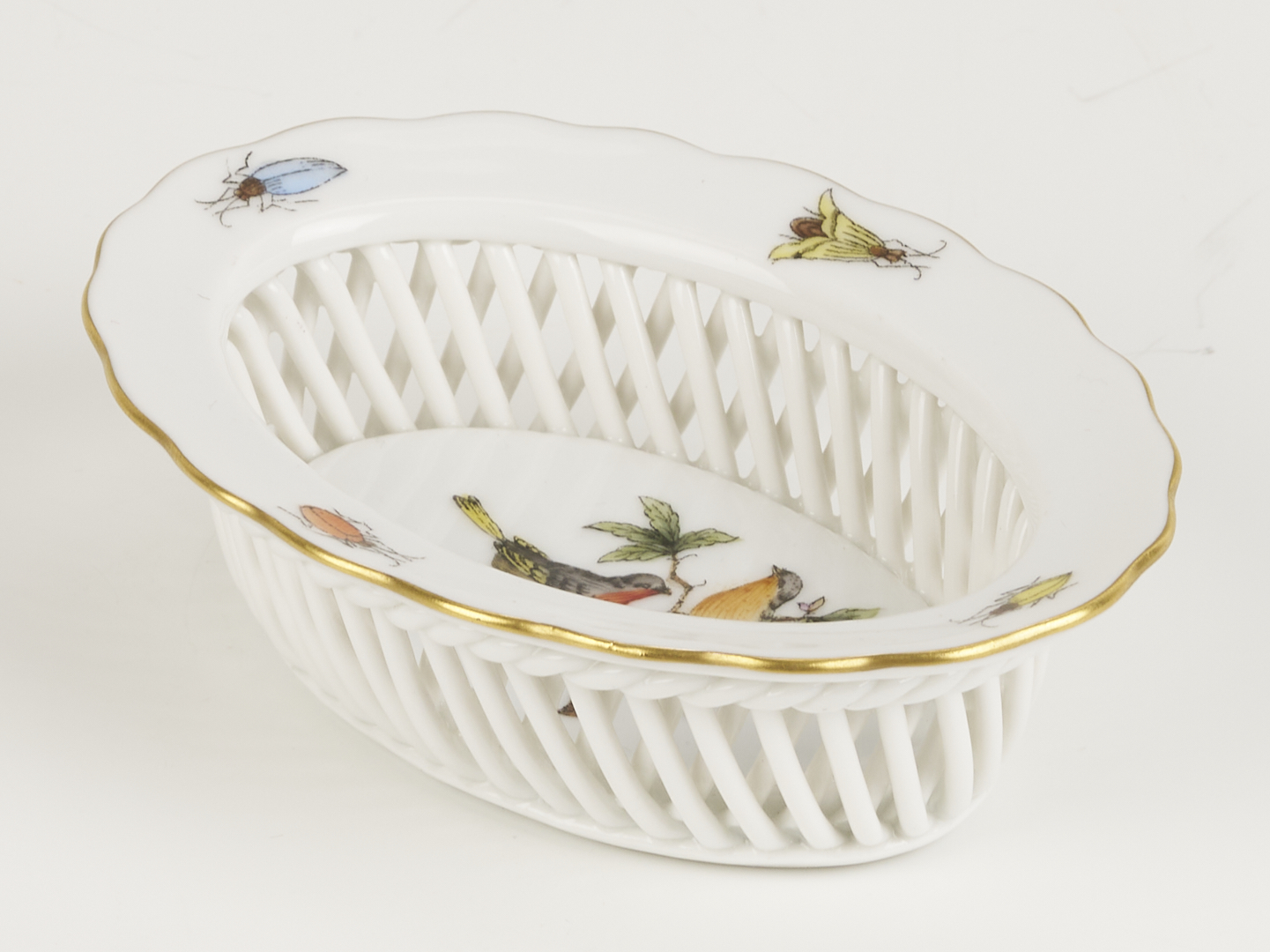 Lot 362: 13 Pcs. Herend Porcelain, 12 Queen Victoria Salad Plates & 1 Rothschild Bird Open Weave Basket,