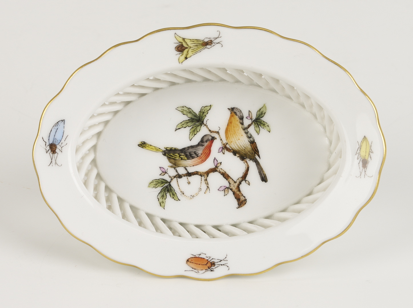 Lot 362: 13 Pcs. Herend Porcelain, 12 Queen Victoria Salad Plates & 1 Rothschild Bird Open Weave Basket,