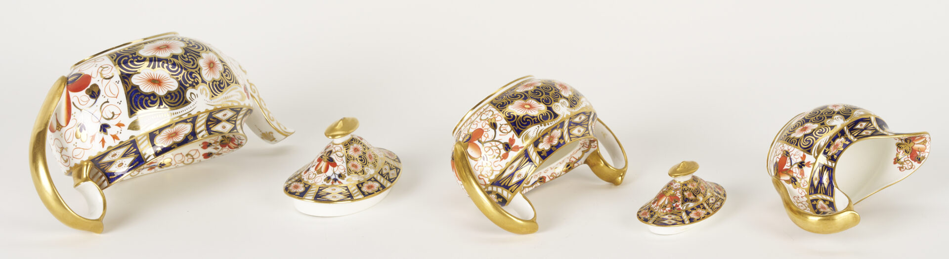 Lot 363: Royal Crown Derby Imari Porcelain Dessert Set