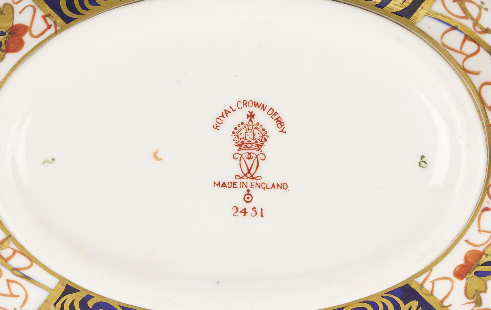 Lot 363: Royal Crown Derby Imari Porcelain Dessert Set