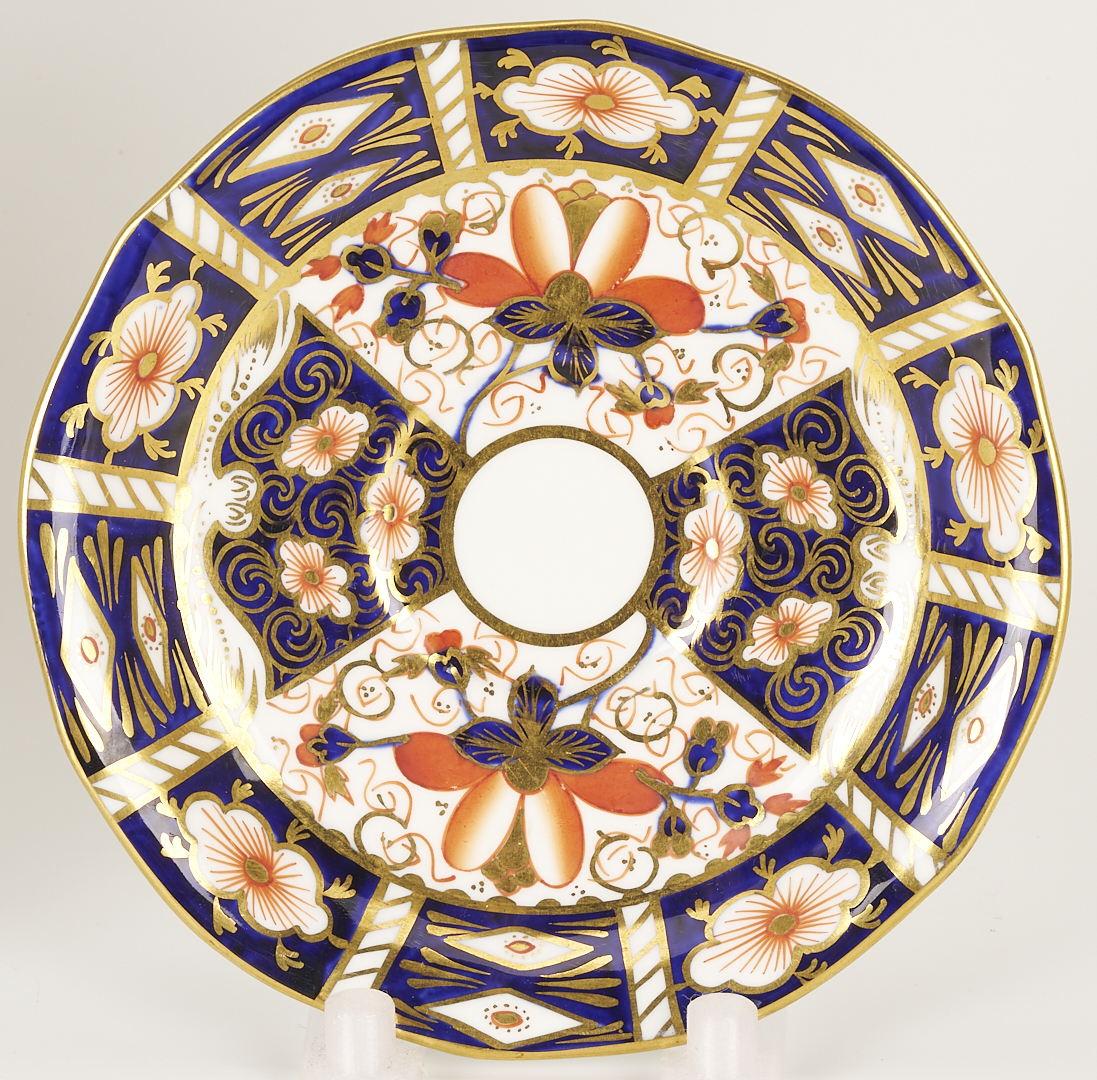 Lot 363: Royal Crown Derby Imari Porcelain Dessert Set
