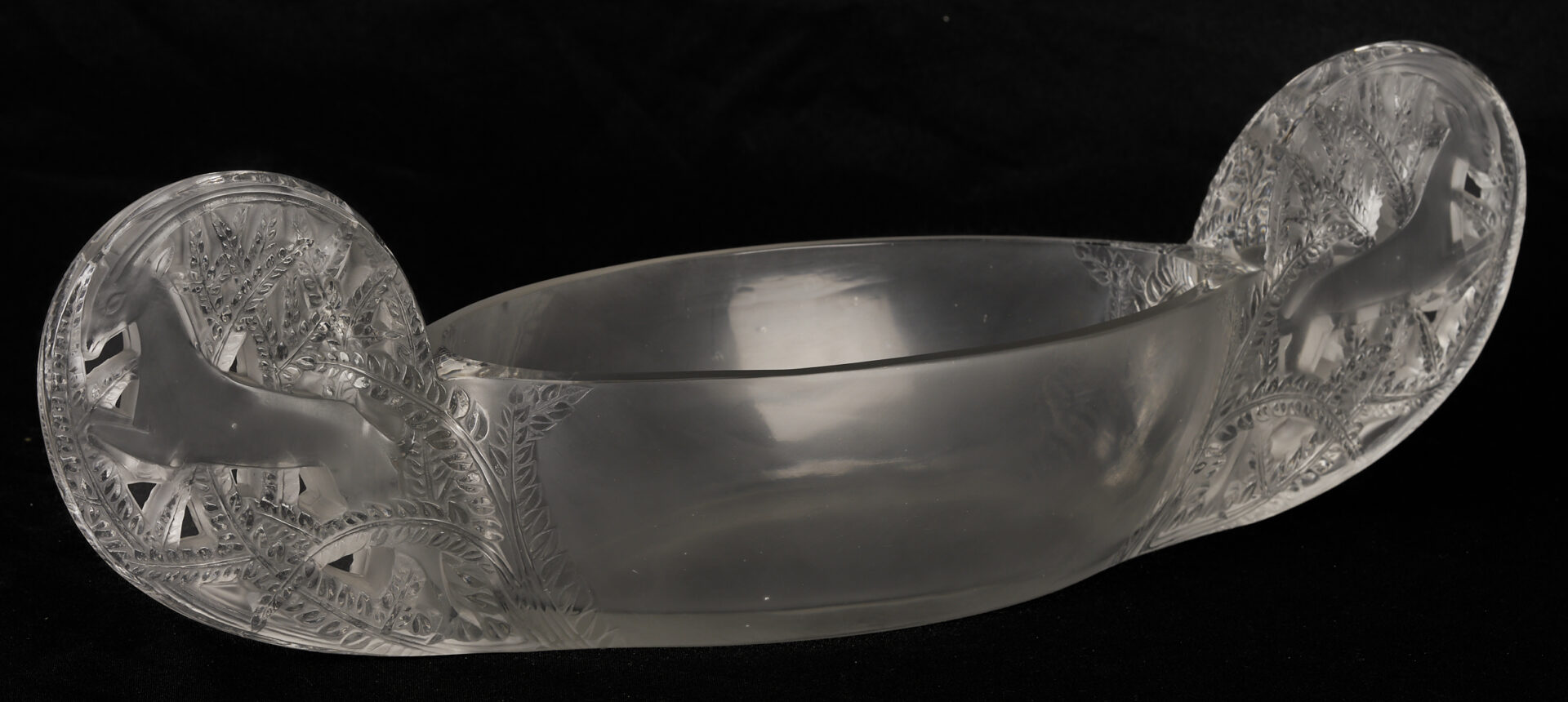 Lot 371: R. Lalique Saint-Hubert Jardiniere, No. 3461