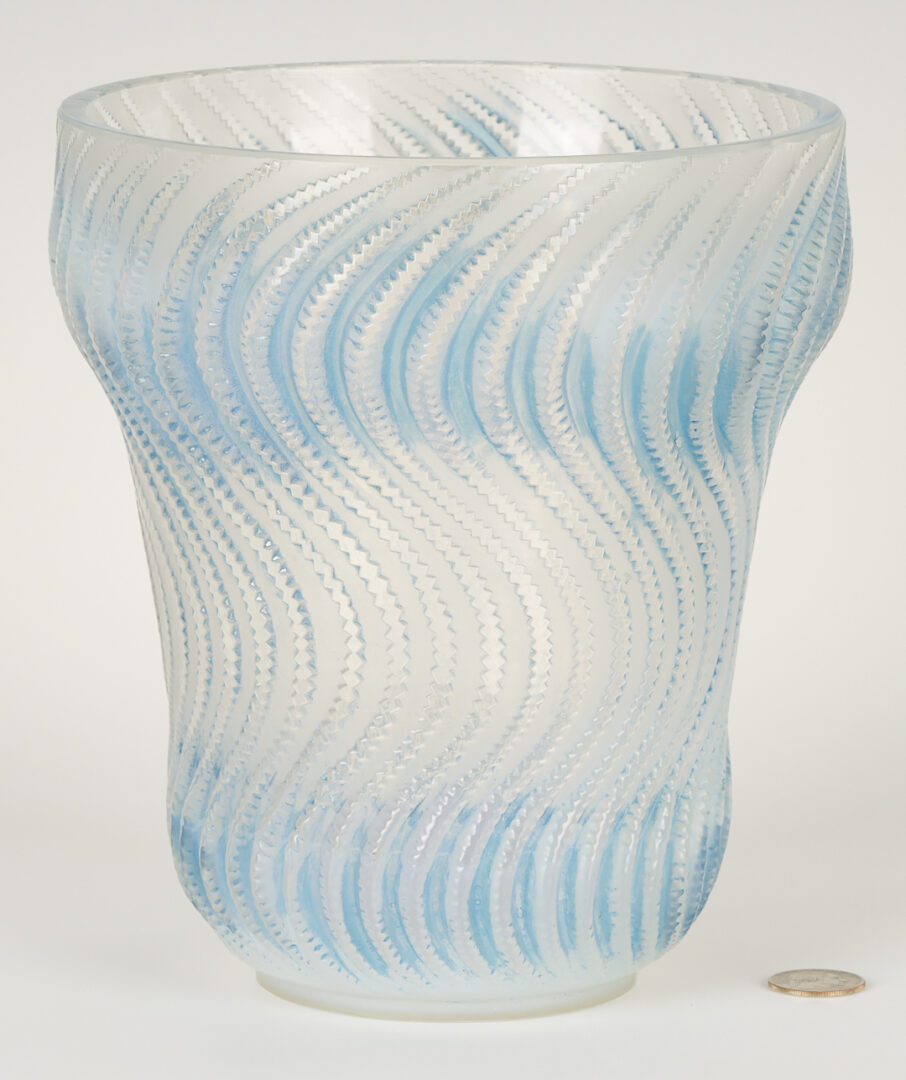 Lot 373: Rene Lalique Actinia Vase