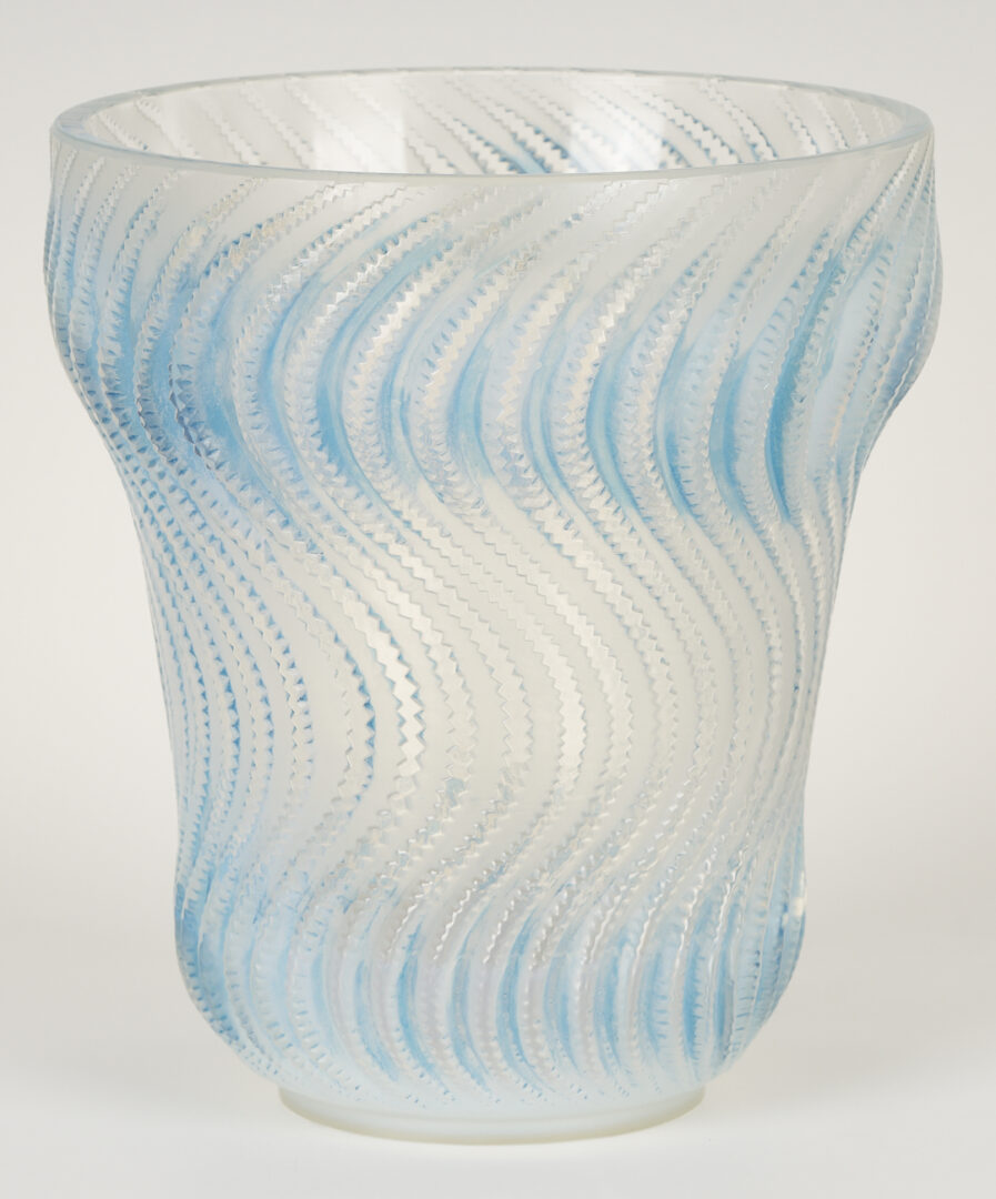 Lot 373: Rene Lalique Actinia Vase