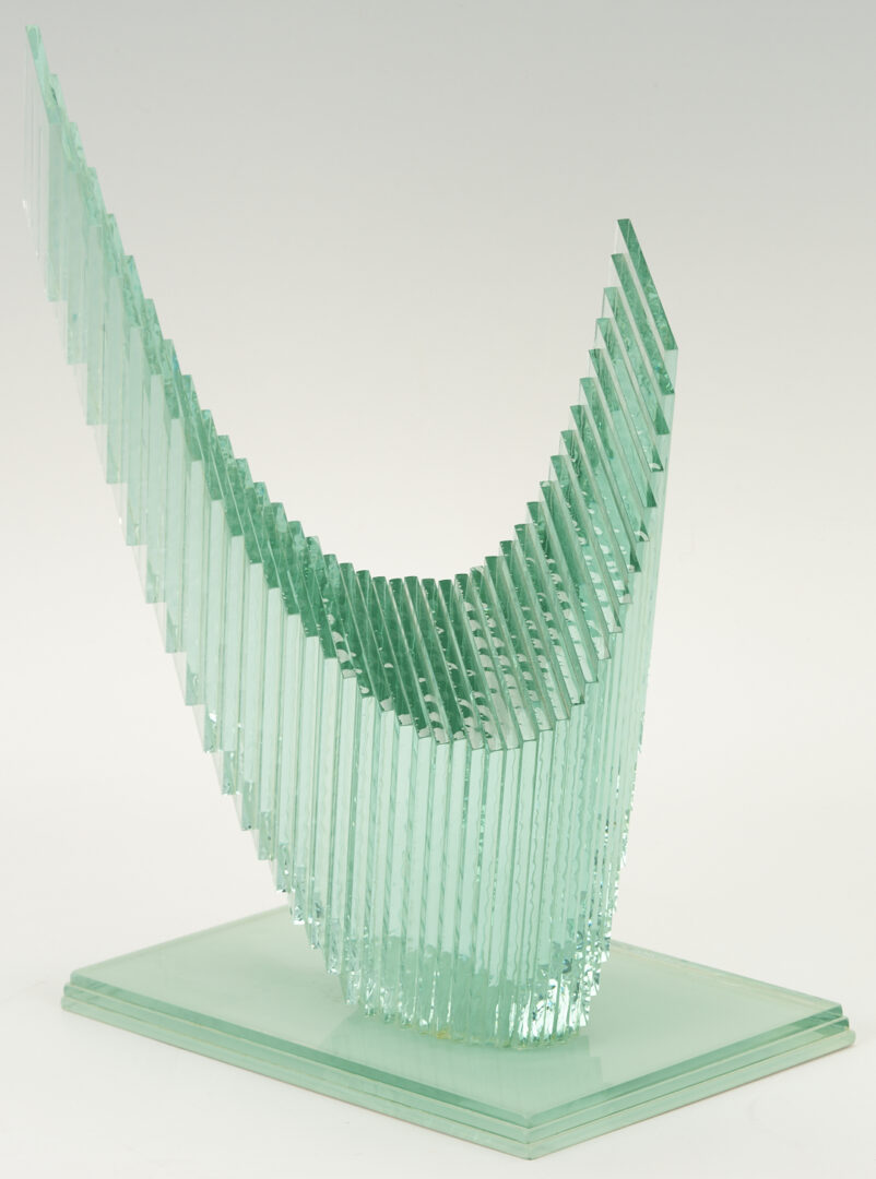 Lot 376: Niyoko Ikuto Green Glass Sculpture