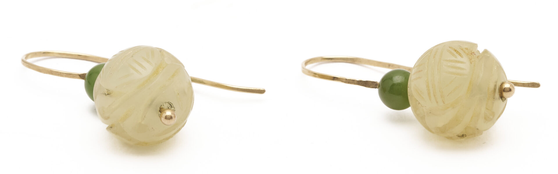 Lot 37: 5 Jade Items: Necklace, 2 Pendants, & Pair of Earrings