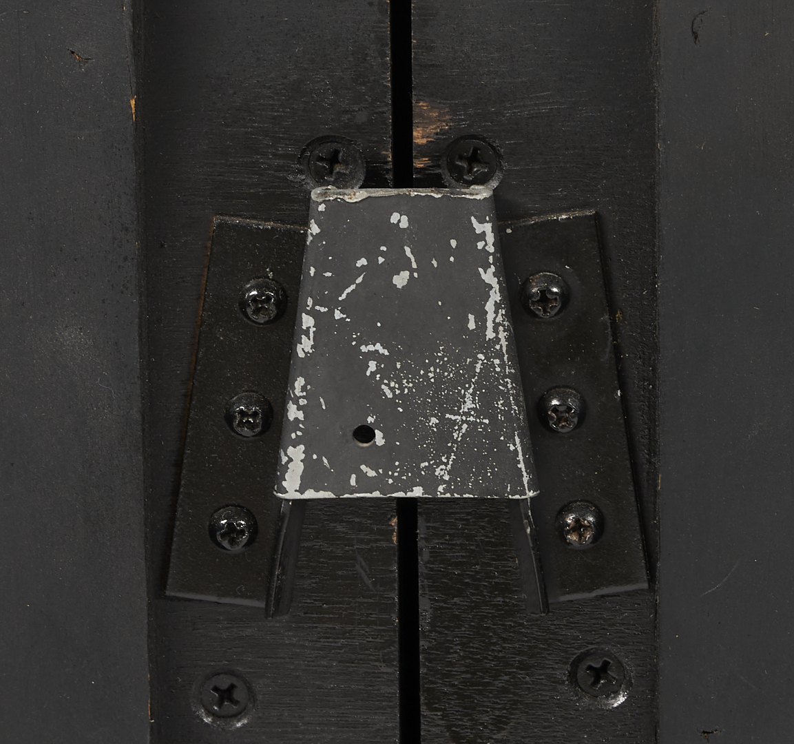 Lot 392: Mid Century JBL Paragon D44000 Speaker Enclosure