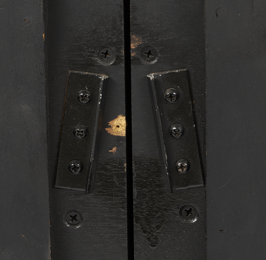 Lot 392: Mid Century JBL Paragon D44000 Speaker Enclosure