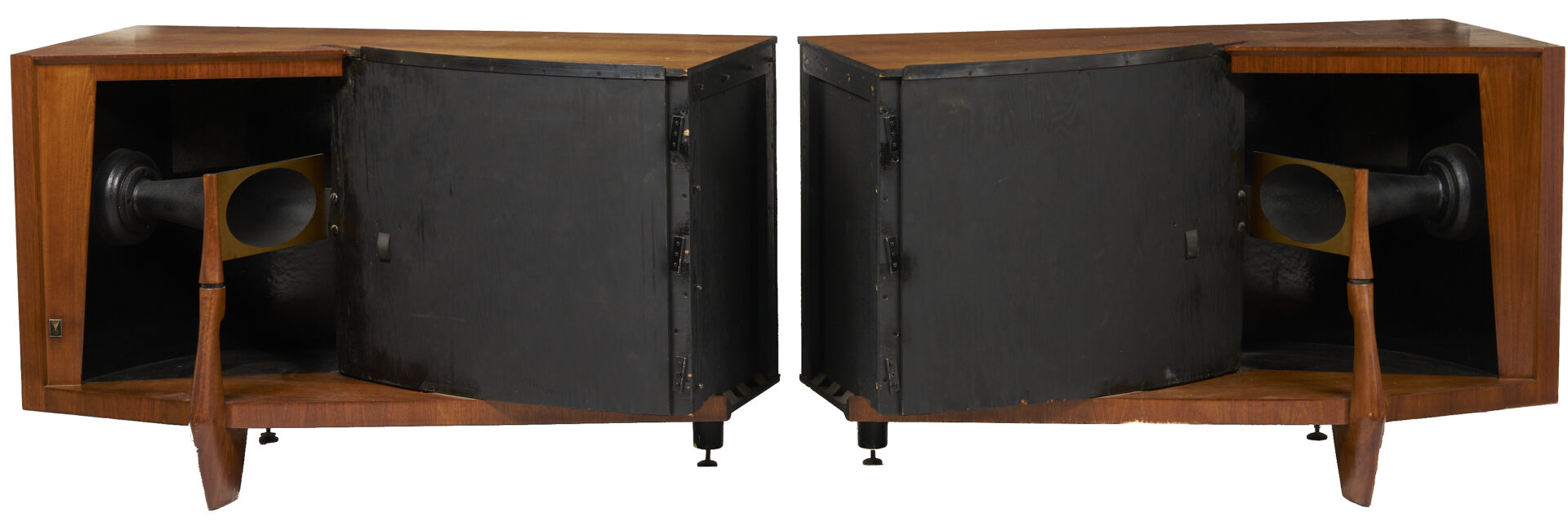 Lot 392: Mid Century JBL Paragon D44000 Speaker Enclosure