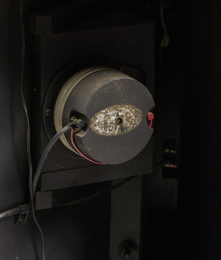 Lot 392: Mid Century JBL Paragon D44000 Speaker Enclosure