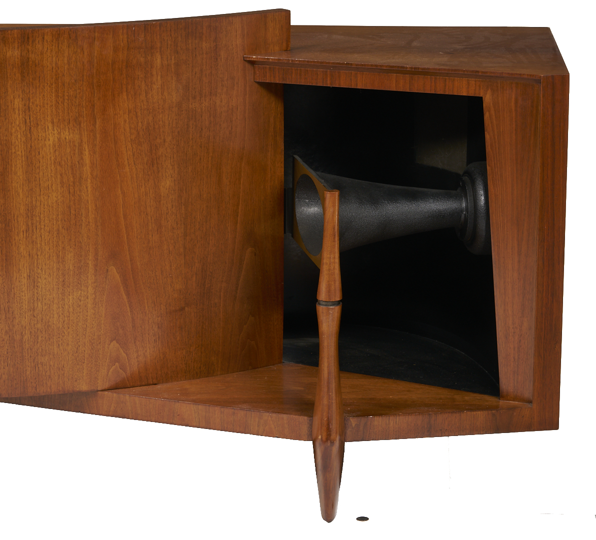 Lot 392: Mid Century JBL Paragon D44000 Speaker Enclosure