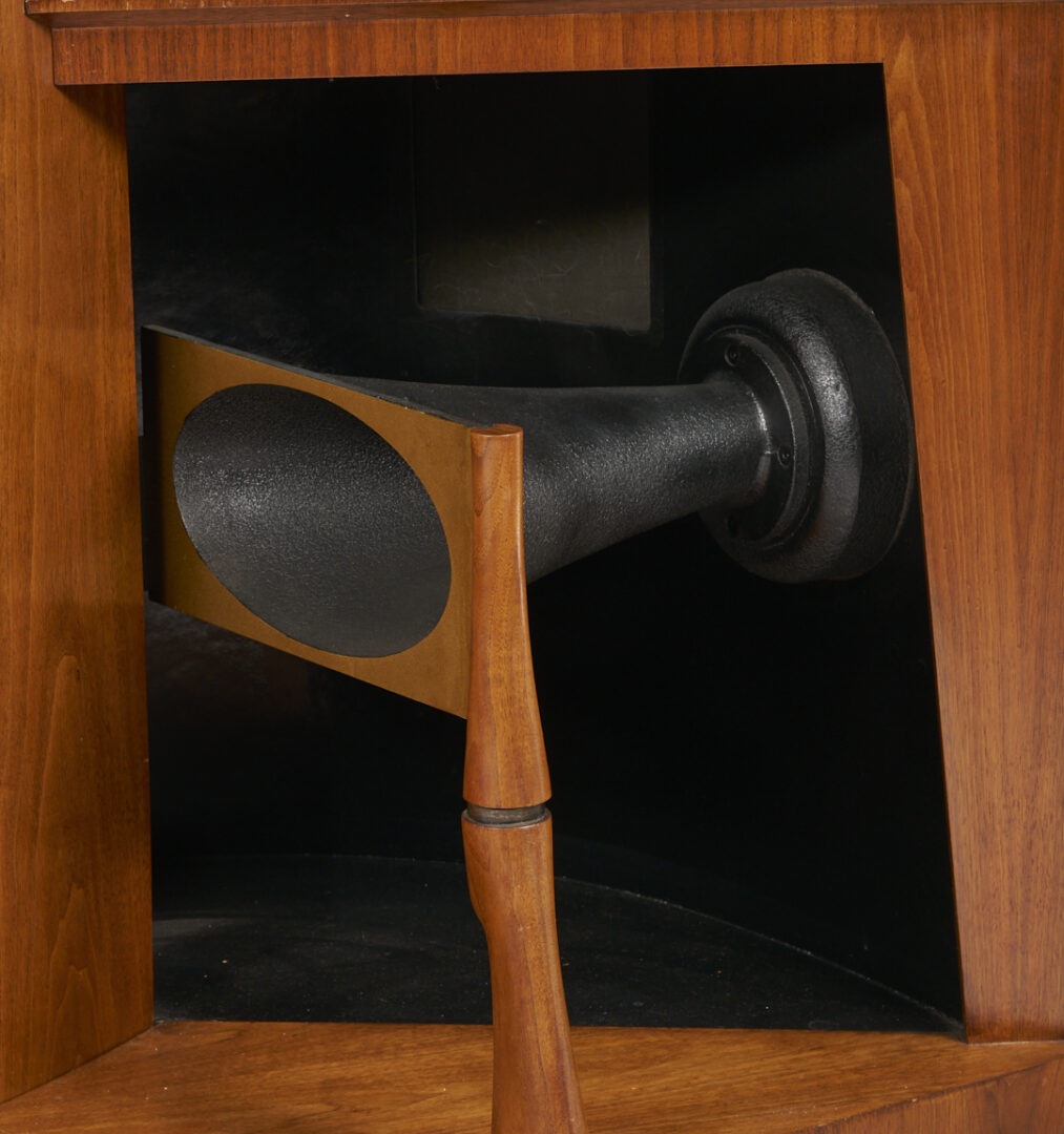 Lot 392: Mid Century JBL Paragon D44000 Speaker Enclosure