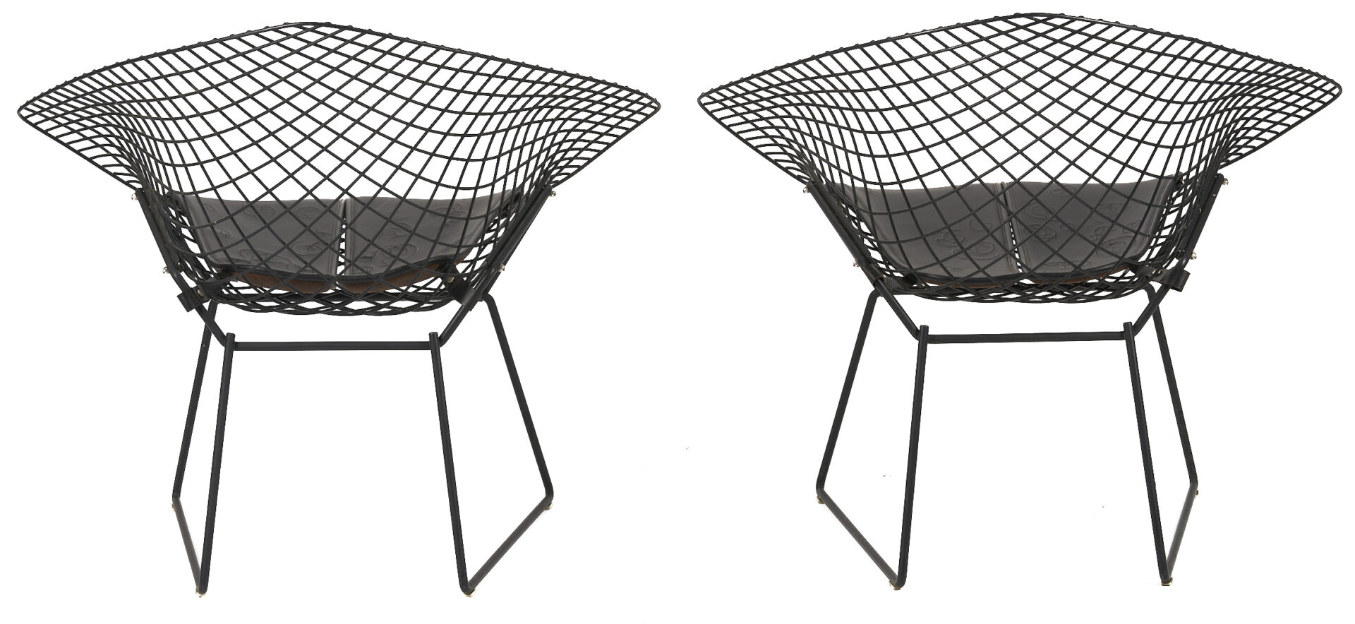 Lot 394: Four Knoll Mid Century Bertoia Diamond Chairs