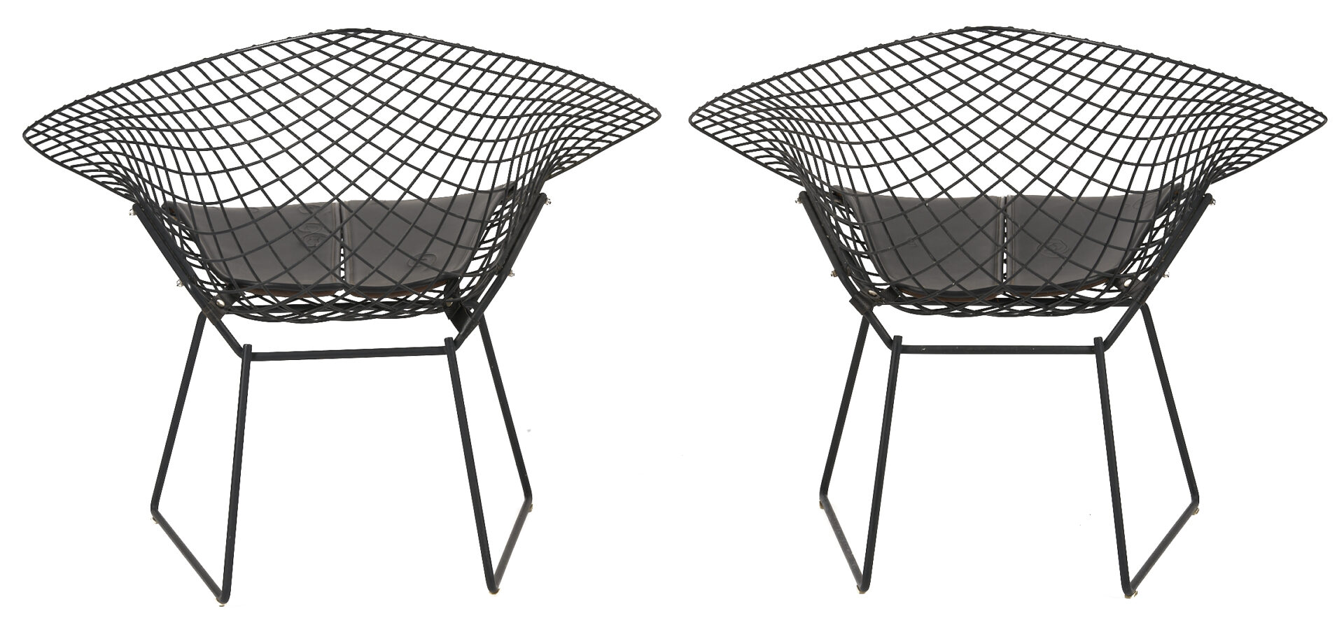 Lot 394: Four Knoll Mid Century Bertoia Diamond Chairs