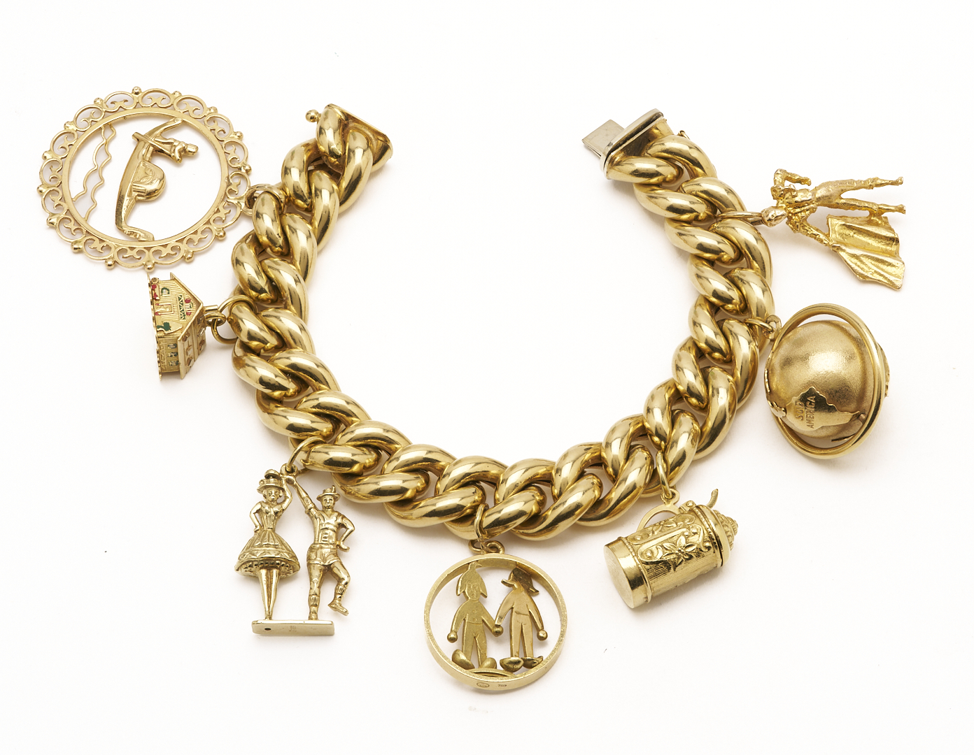 Lot 40: 18K Gold Charm Bracelet