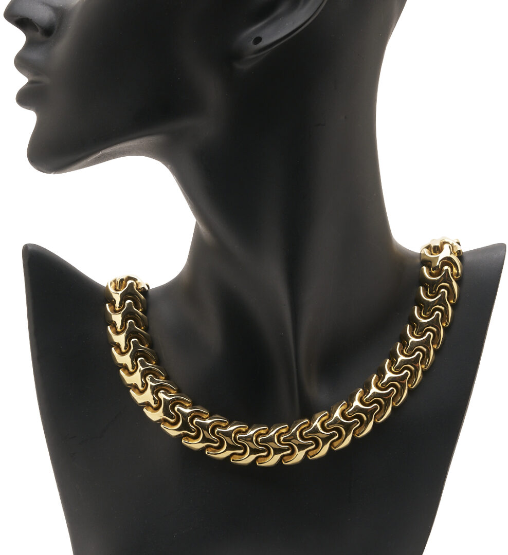 Lot 44: 14K Gold Omega Link Necklace