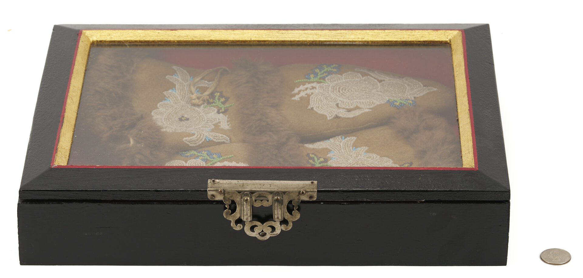 Lot 462: Pr. Native American Athabaskan Beaded Gloves Plus Photograph