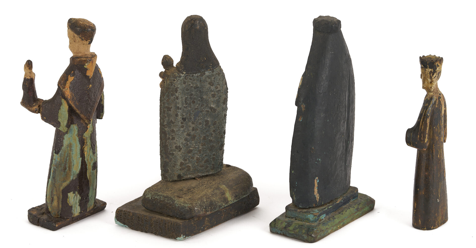 Lot 471: 8 Santos Figures