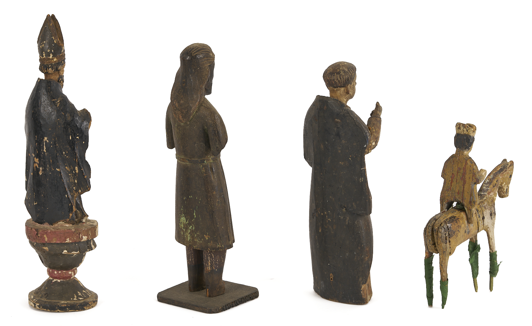 Lot 471: 8 Santos Figures