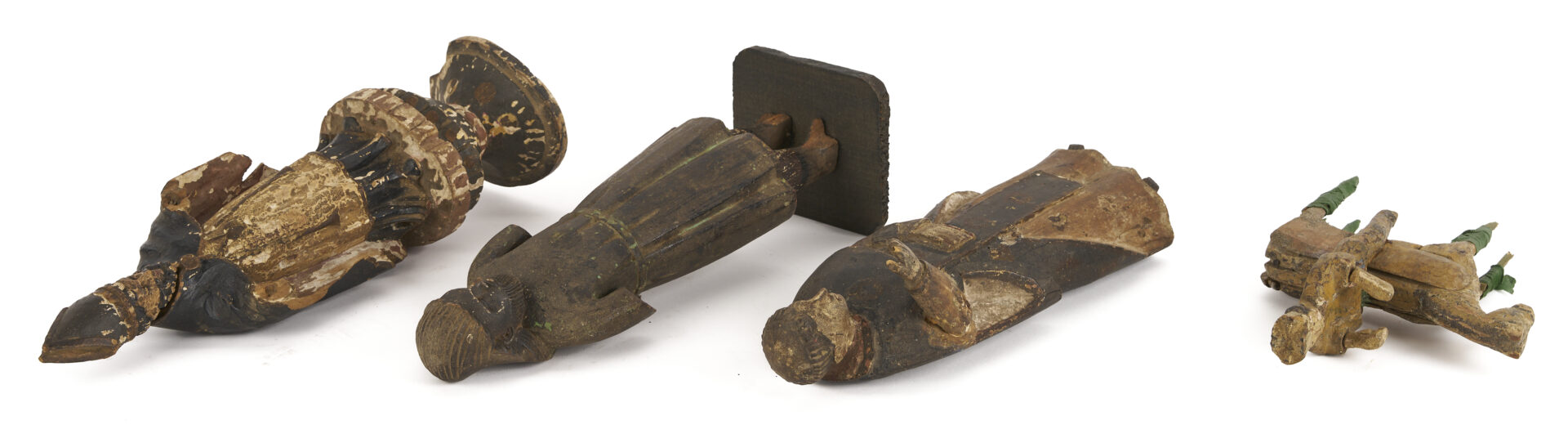 Lot 471: 8 Santos Figures