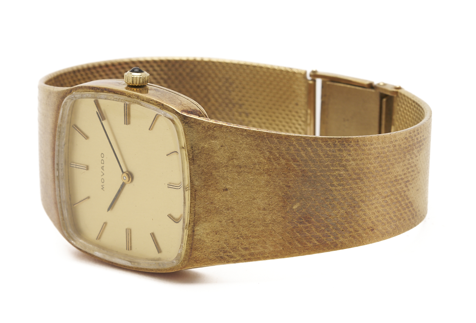 Lot 48: Men’s 14K Gold Movado Wristwatch