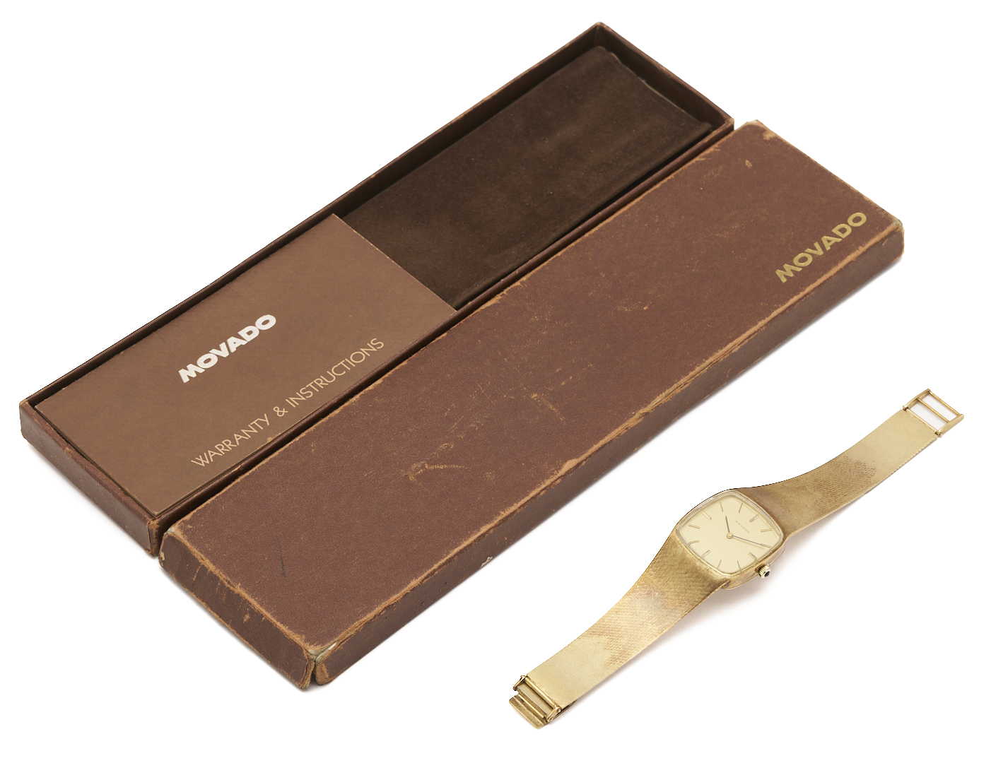 Lot 48: Men’s 14K Gold Movado Wristwatch
