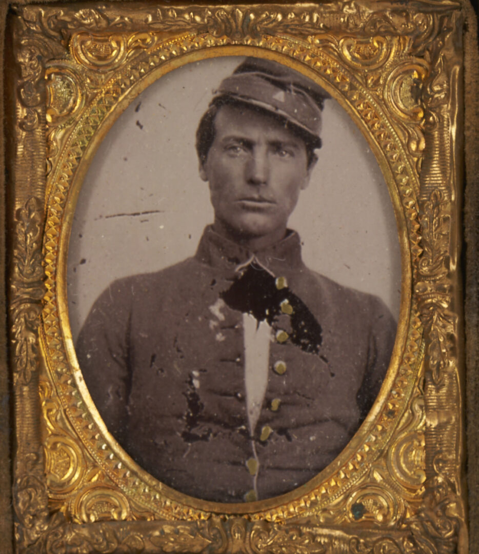 Lot 501: 4 Civil War Era Tintypes of Soldiers, including Confederate