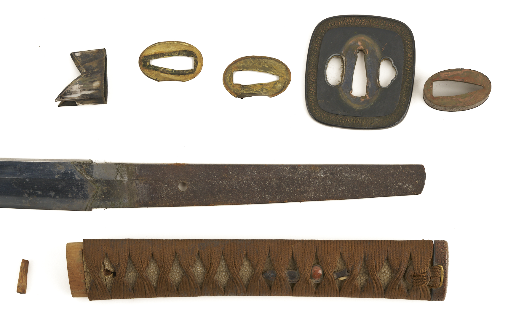 Lot 510: Japanese Longsword in Wooden Lacquer Scabbard