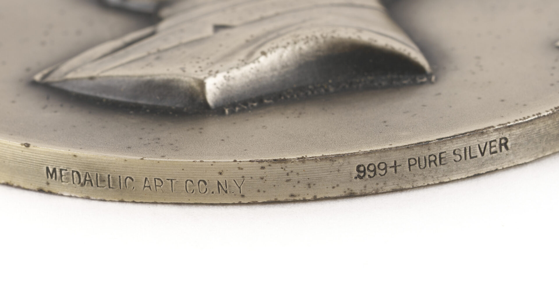 Lot 517: Pair .999 Silver John F. Kennedy  Inaugural Medals, Medallic Art Company