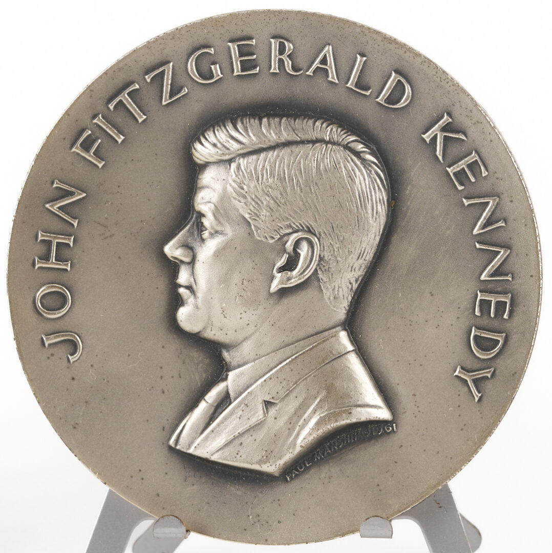 Lot 517: Pair .999 Silver John F. Kennedy  Inaugural Medals, Medallic Art Company