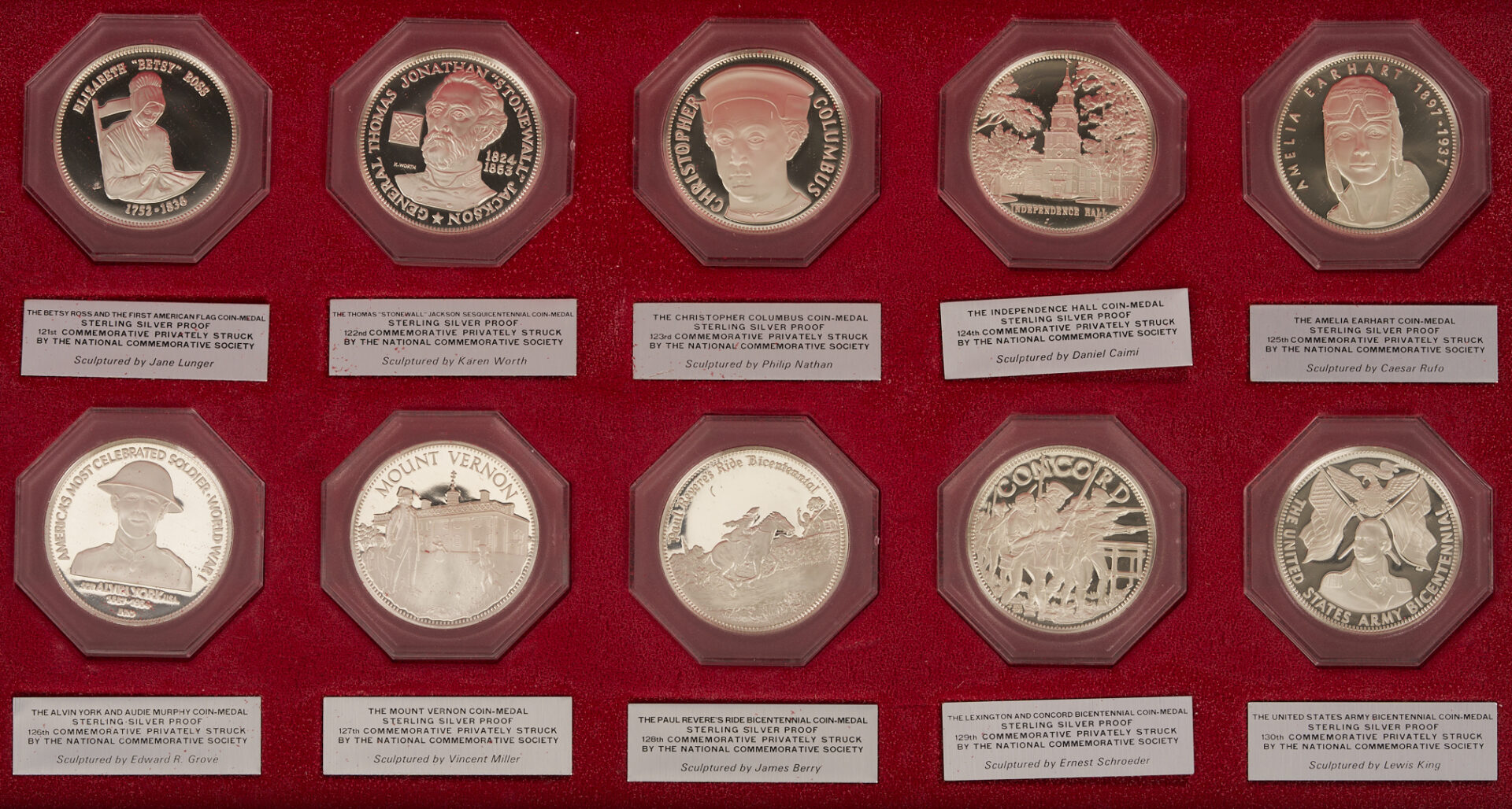 Lot 526: Natl. Commemorative Society Series III Sterling Silver Medals, 69 oz.