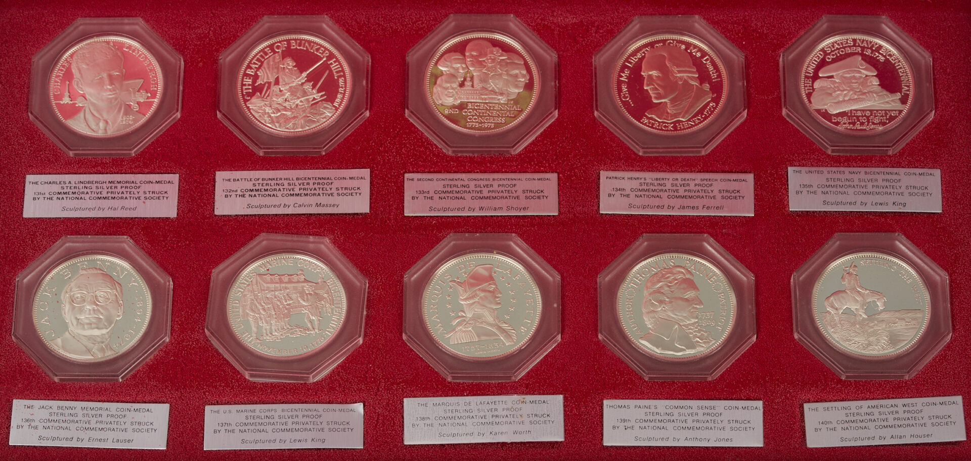 Lot 526: Natl. Commemorative Society Series III Sterling Silver Medals, 69 oz.