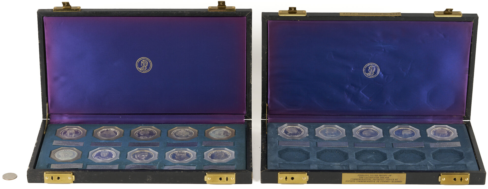 Lot 528: 35 Societe Commemorative de Femmes Celebres Sterling Silver Medals, 29 oz