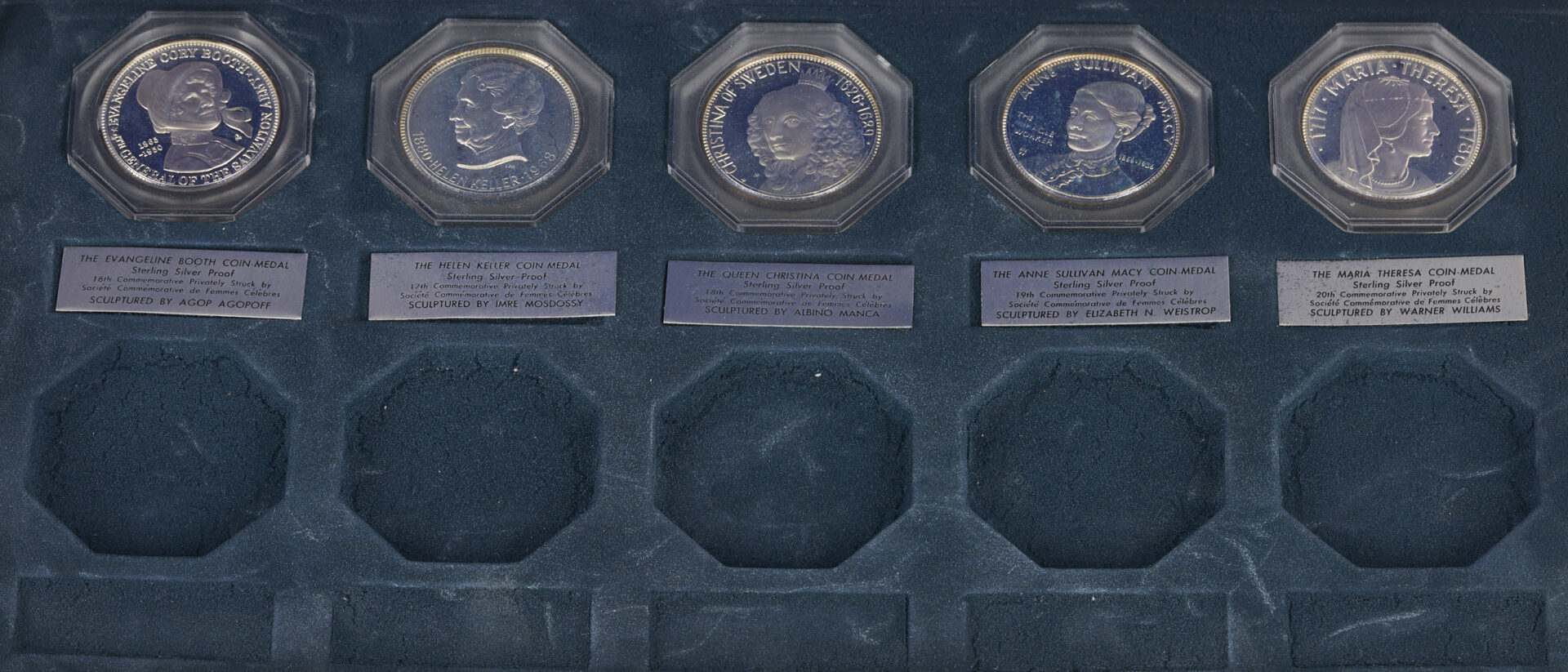 Lot 528: 35 Societe Commemorative de Femmes Celebres Sterling Silver Medals, 29 oz