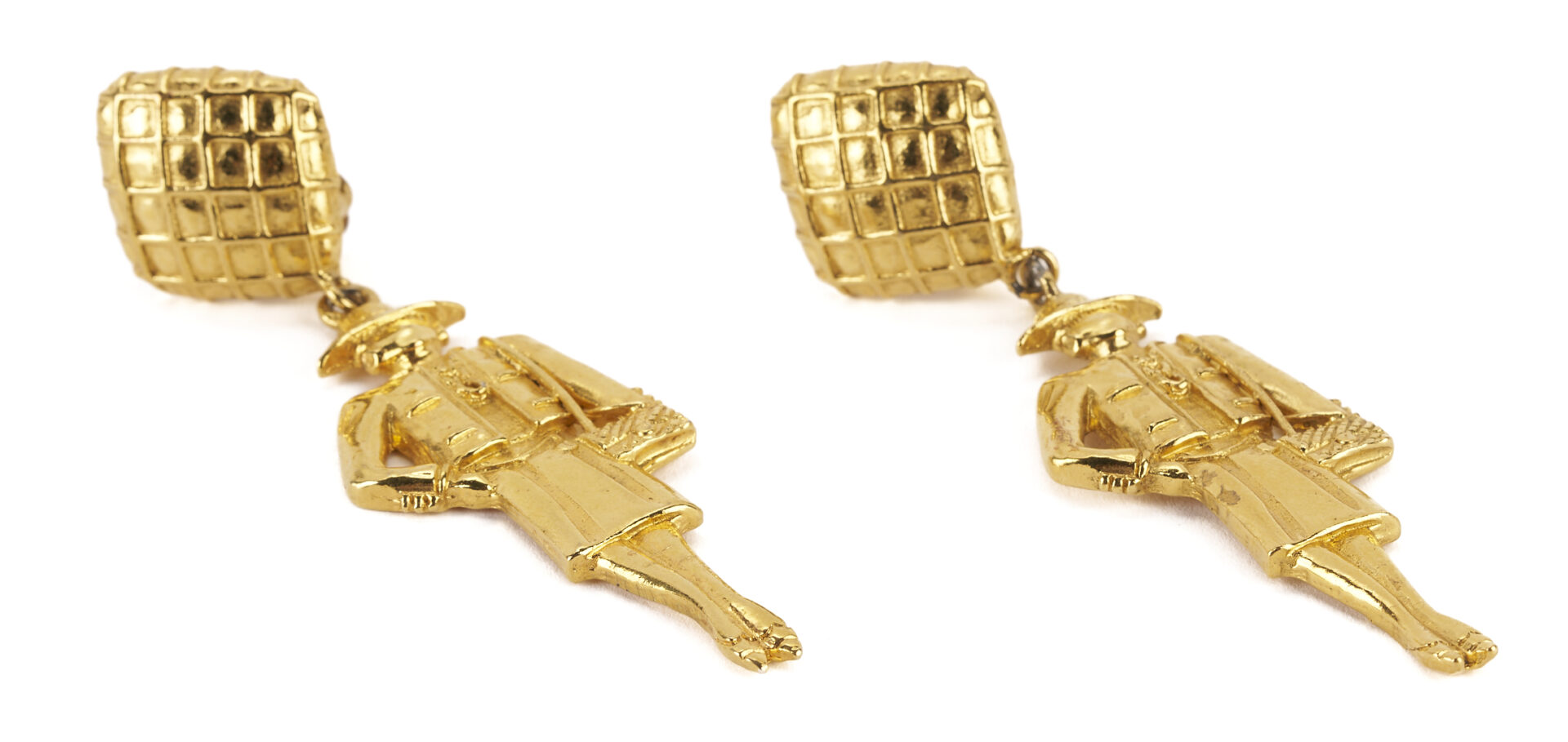 Lot 571: 4 Vintage Chanel Items, Earrings, Bangle & Scarf