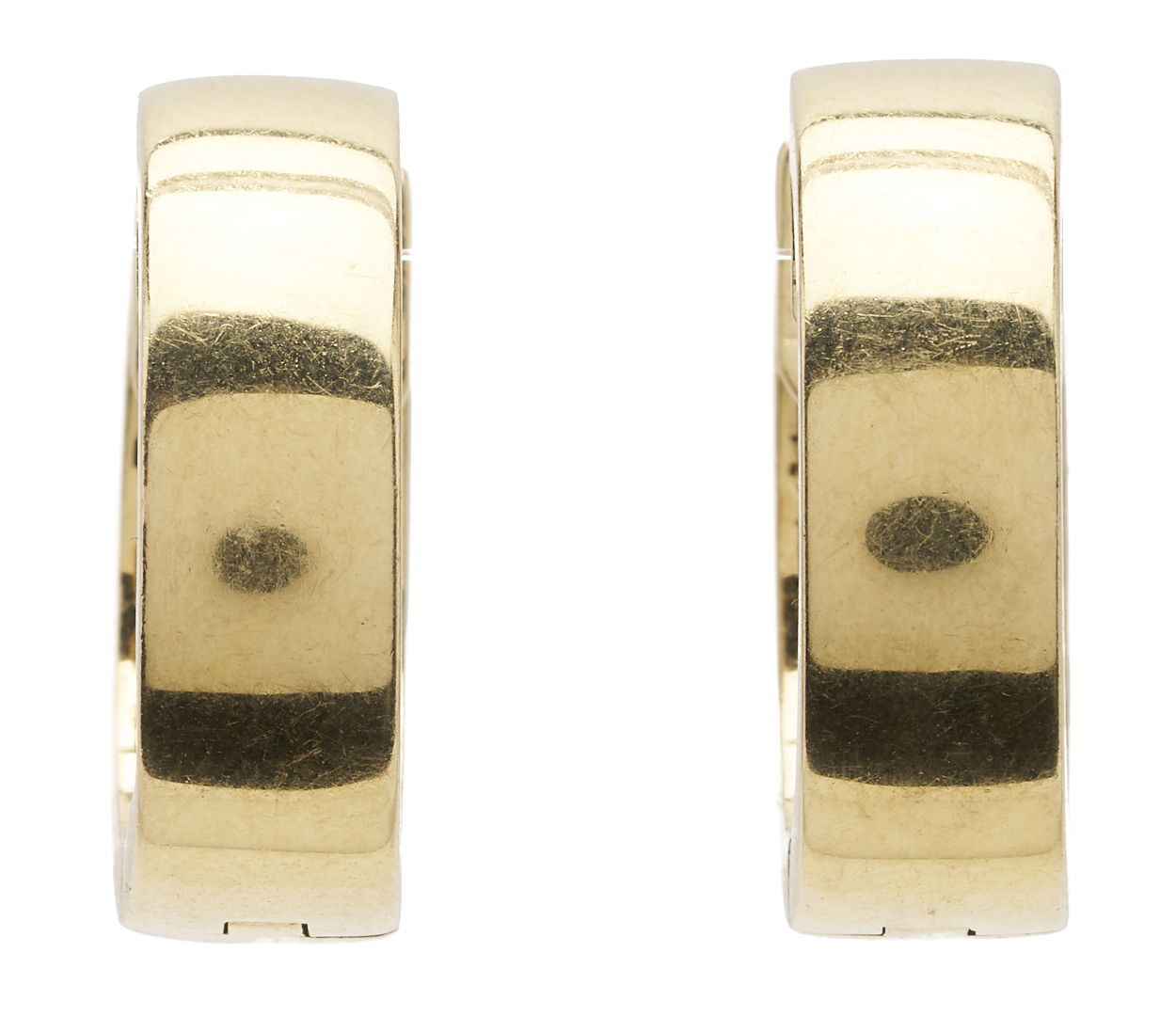 Lot 580: Gold, Ruby, & Diamond Ring and Earrings