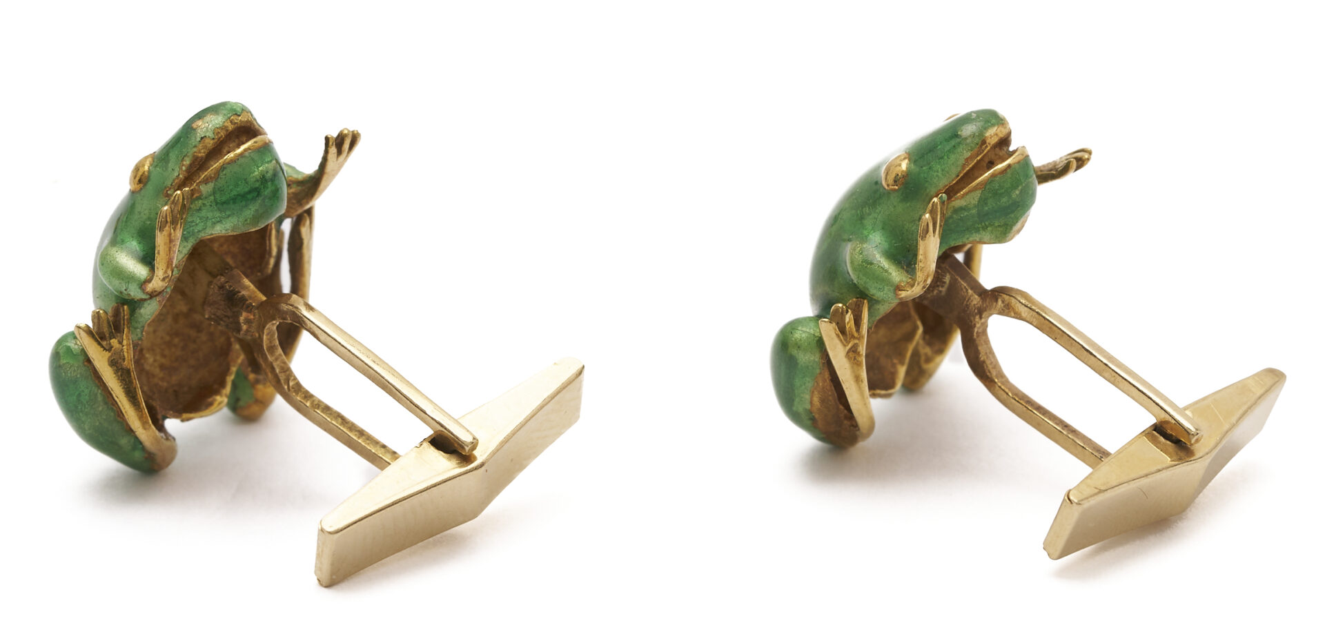 Lot 583: 2 Pairs of 14K Gold Cufflinks