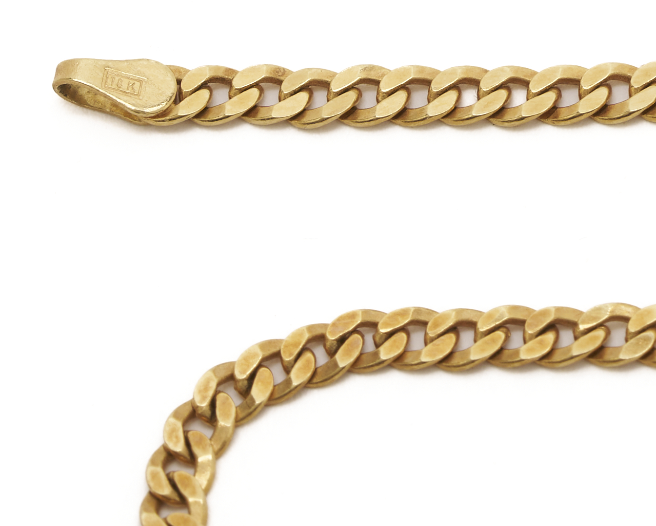 Lot 597: 18K Gold Cuban Necklace