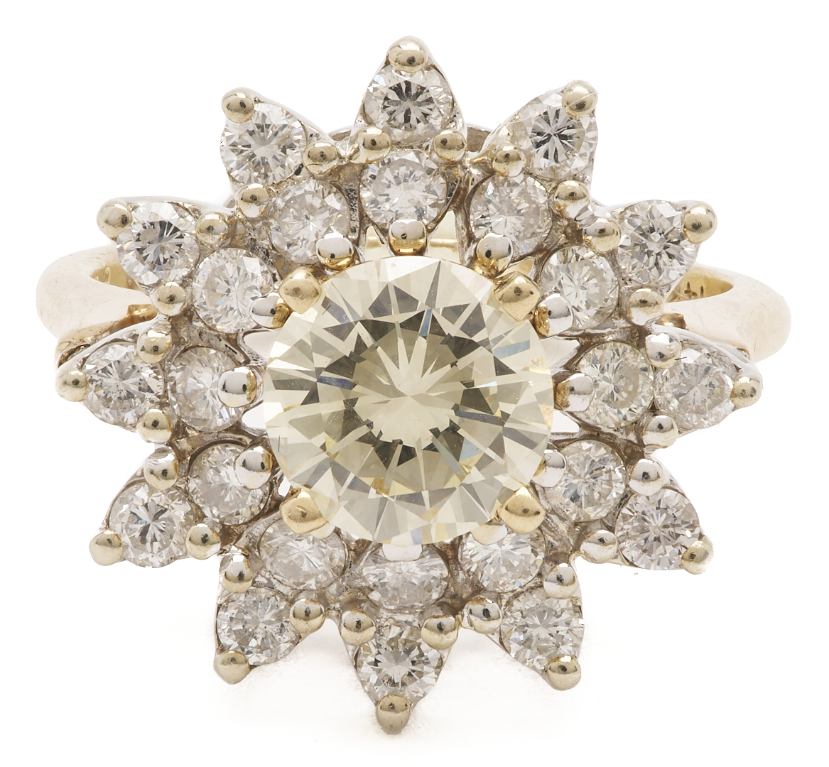 Lot 599: 14K Yellow Gold 1.5 Carat Diamond Cocktail Ring