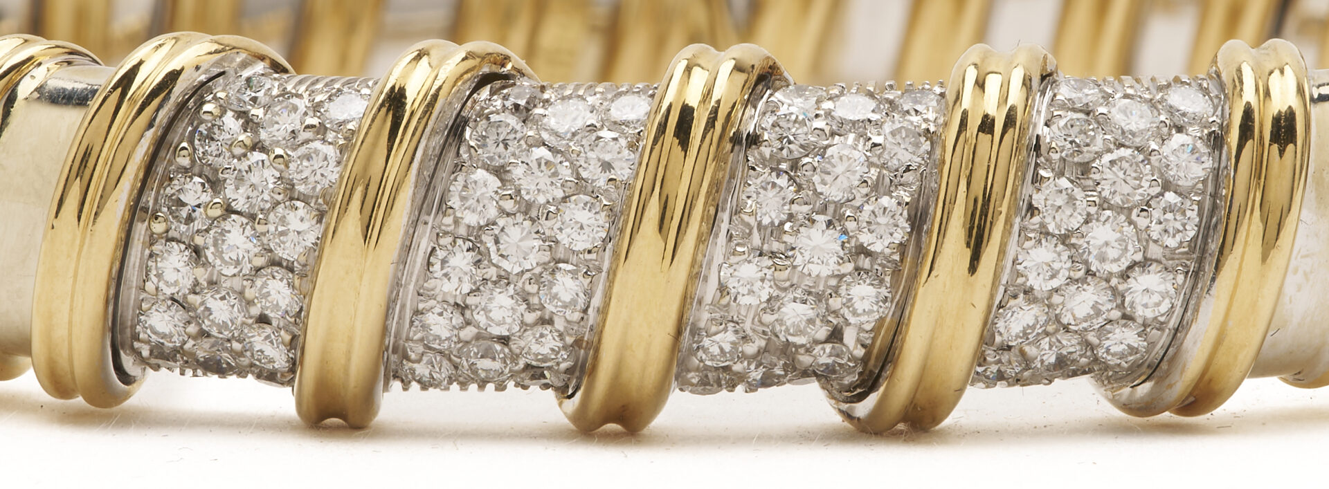 Lot 59: Roberto Coin 18K Gold & Diamond Bracelet