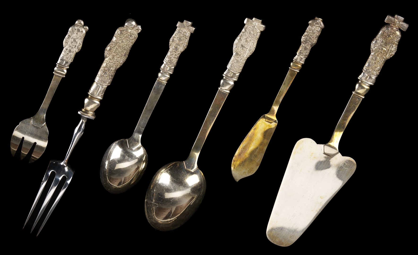 Lot 5: Chinese Export Figural Silver Flatware Set 228 pcs