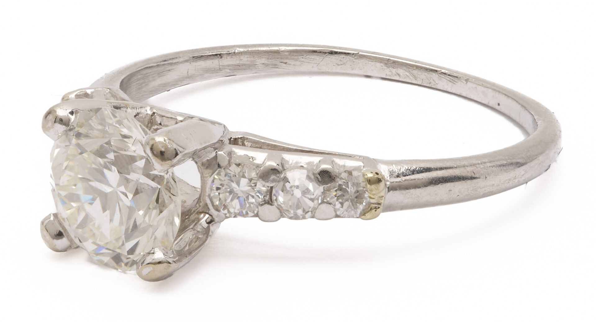 Lot 601: 1.09 Ct Platinum Tiffany & Co Engagement Ring