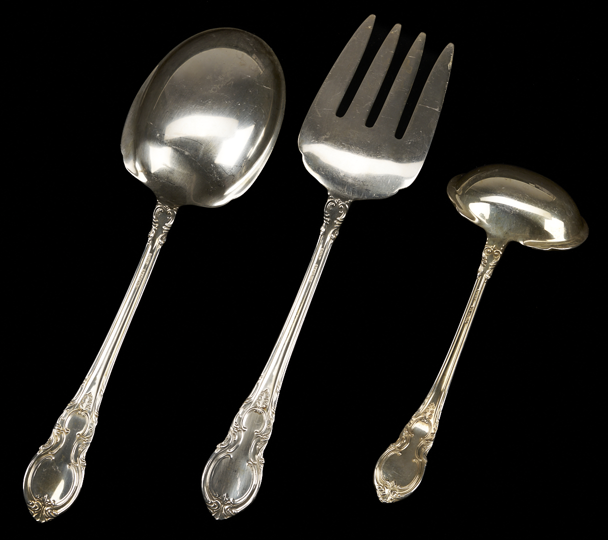 Lot 603: 49 Pcs Lunt American Victorian Sterling Silver Flatware