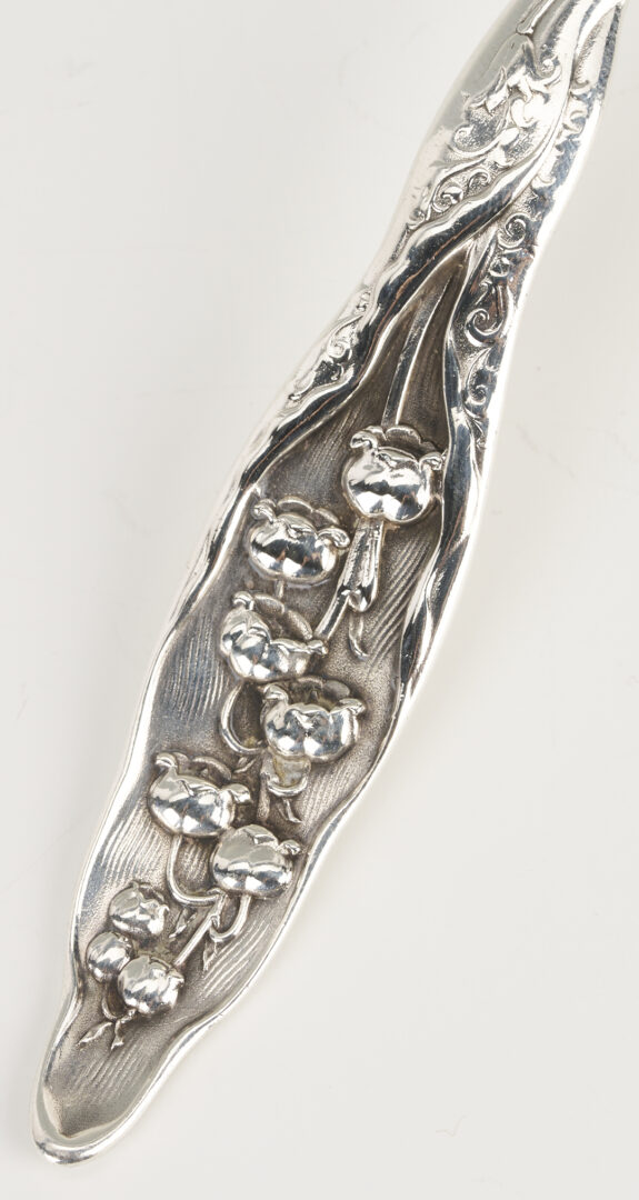 Lot 607: 4 Pcs. Sterling Hollowware, incl. Sauce Dish