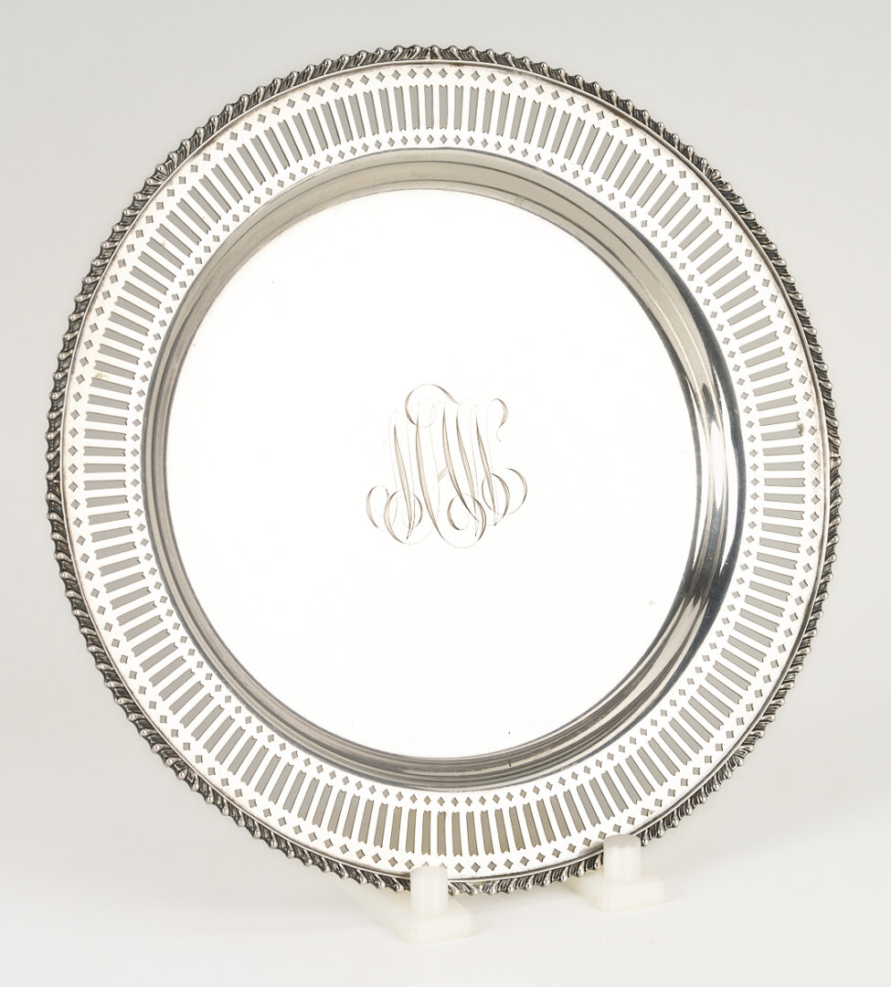 Lot 607: 4 Pcs. Sterling Hollowware, incl. Sauce Dish