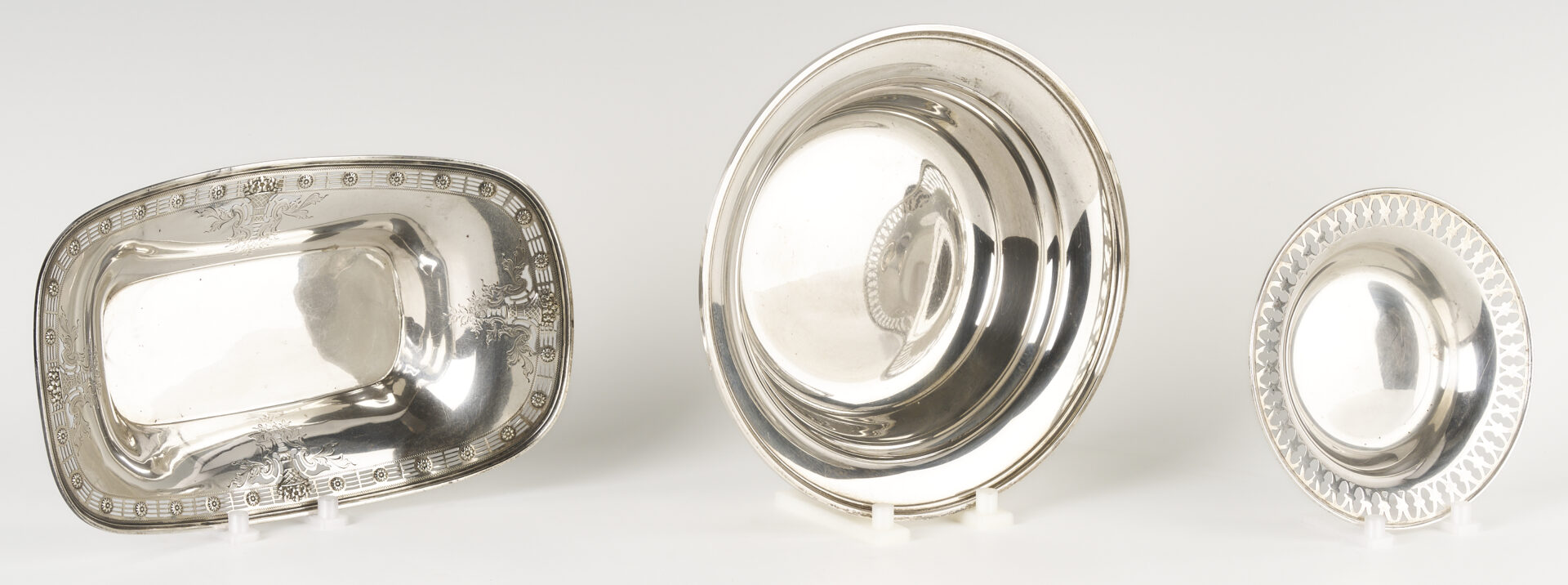 Lot 611: 8 Sterling Silver Bowls and Trays incl. Kirk, Towle