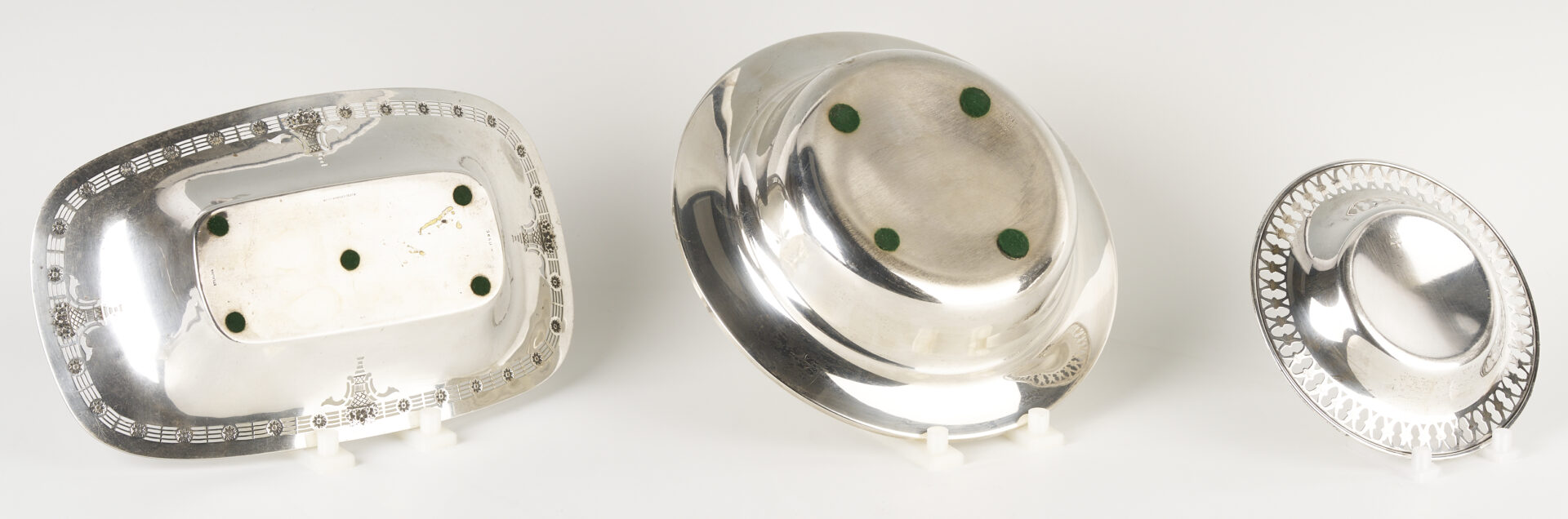 Lot 611: 8 Sterling Silver Bowls and Trays incl. Kirk, Towle