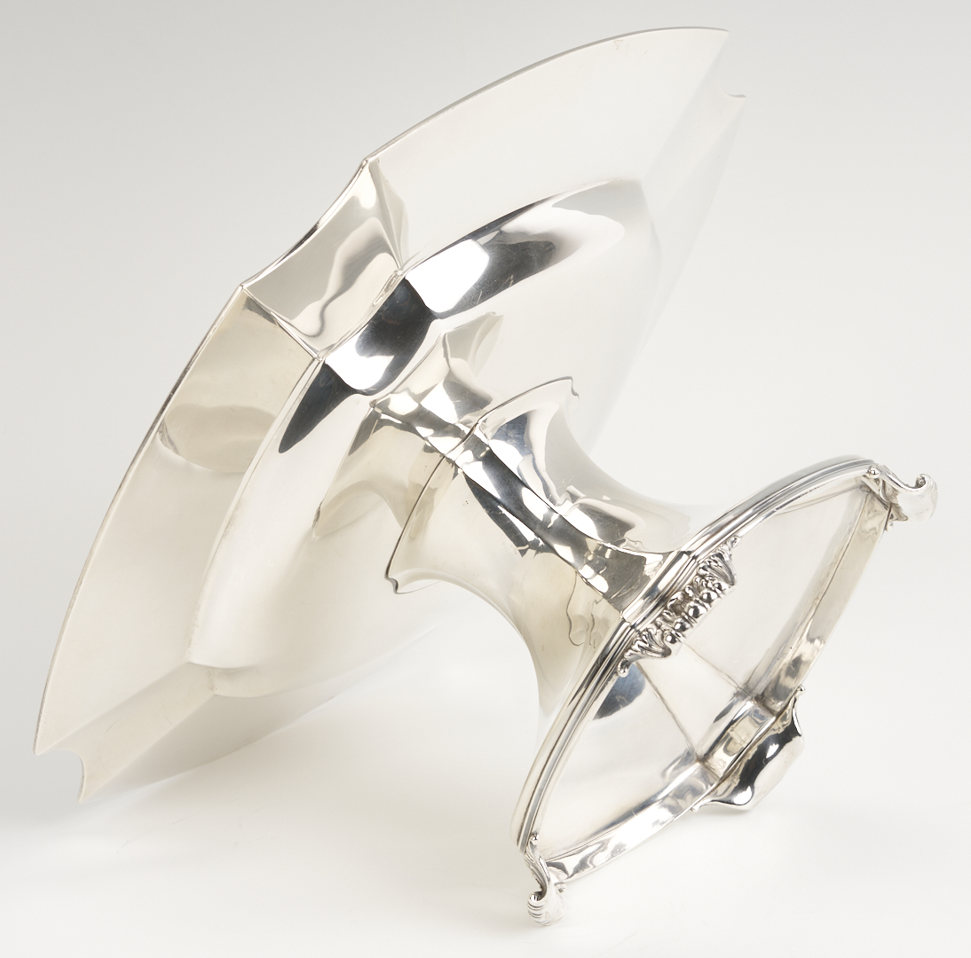 Lot 614: Whiting Sterling Centerpiece/Tazza
