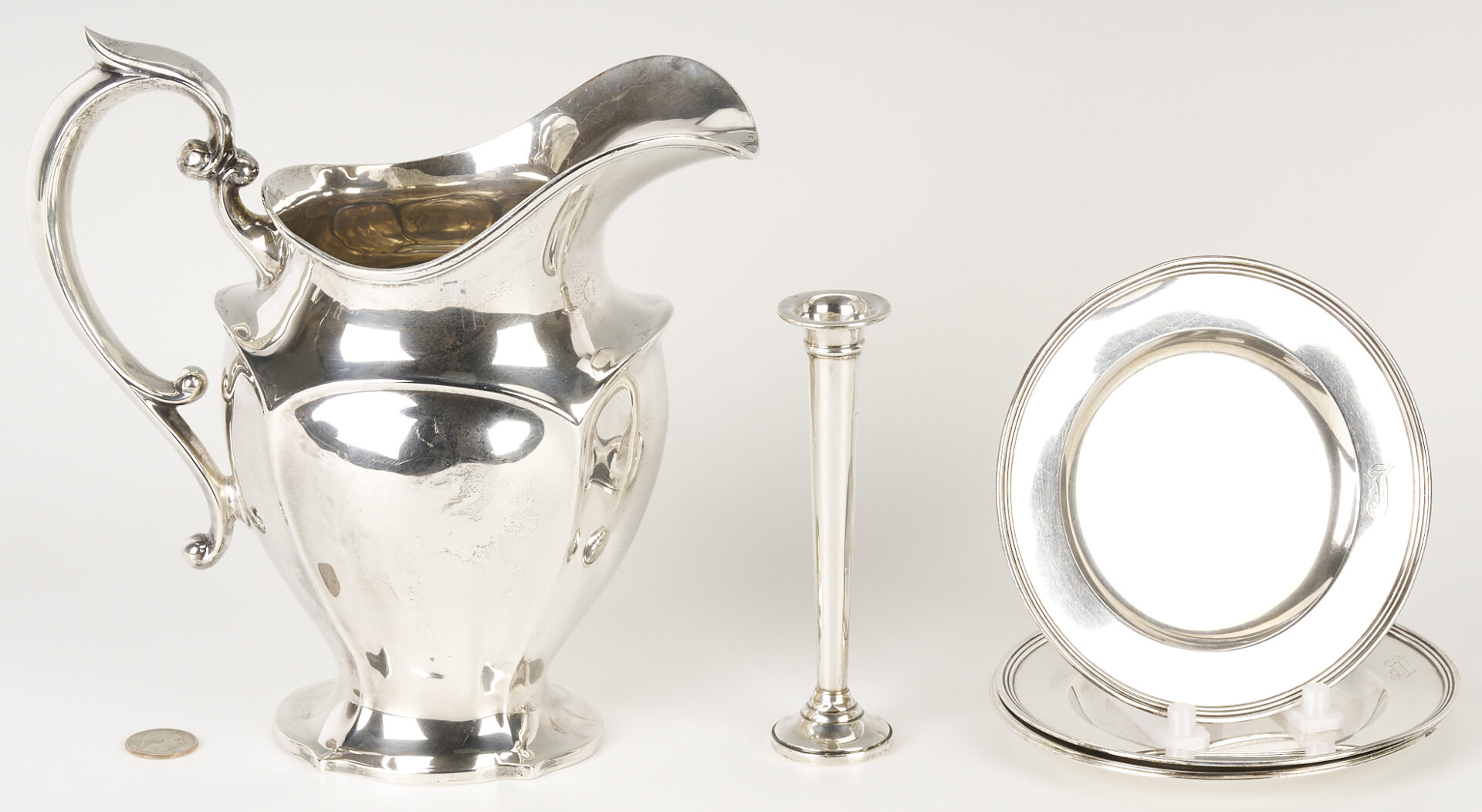 Lot 617: 6 Sterling Silver Table Items